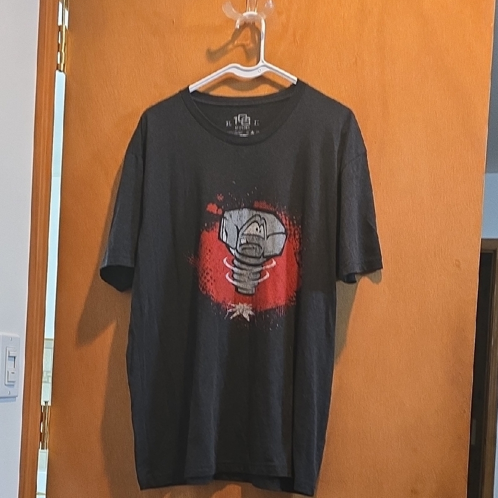 Lansing Ĺugnuts MinorLeague Baseball T-Shirt - Picture 2 of 5